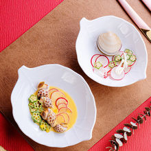 纯白餐具凉菜树叶盘菜盘汤盘西餐异形创意陶瓷家用不规则酒店盘子