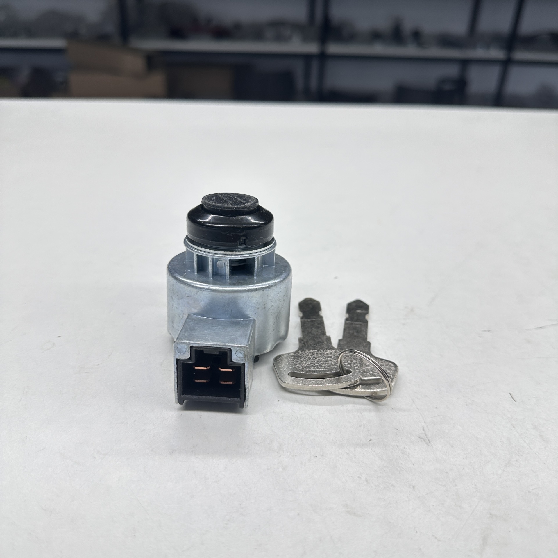 Suitable for New Holland Boomer tractor ignition switch 15248-63590, SBA385202601