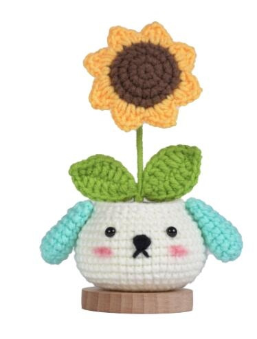 Wood chip potted plant (sunflower)