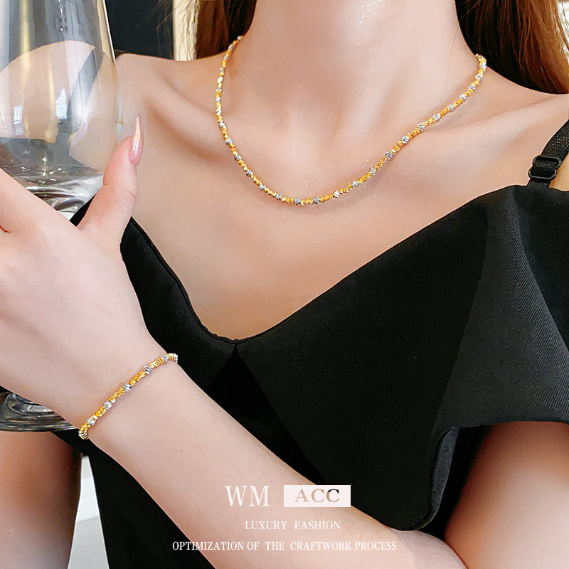 Collar de oro real de 18 quilates, diseño de moda, collar de clavícula, nicho, lujo ligero, conjunto de lujo de alta calidad para mujeres
