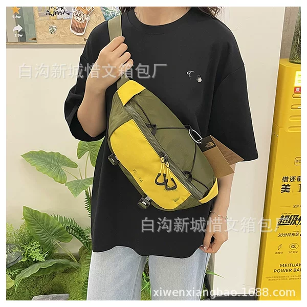 Fashionable color-blocking trendy brand chest bag, lightweight nylon casual crossbody bag, large-capacity waist bag, outdoor sports phone bag