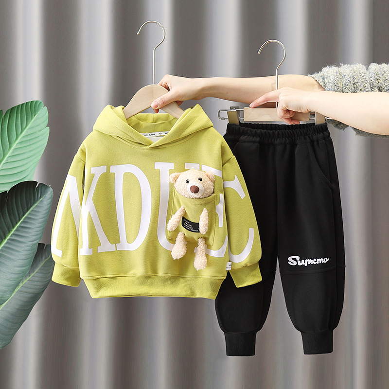 6155 traje de suéter para niños 2025 primavera y otoño nuevo estilo ropa de letras para niños bebé oso traje de otoño de dos piezas