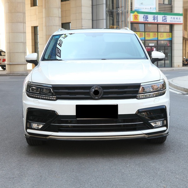 Adecuado para Tiguan L17-21 cara frontal media tira de malla negro Guerrero fibra de carbono media tira de malla