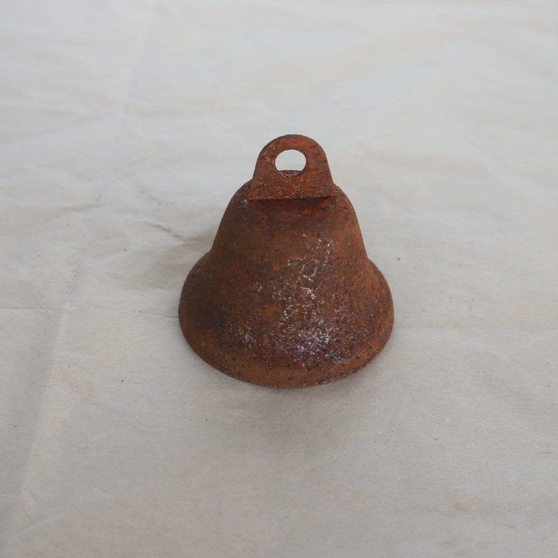 3.8cm opening