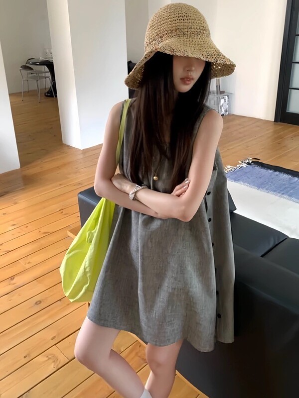 Niche Design Sense Side Button Vest dress Women's Summer Loose Casual Sleeveless A- line Short Skirt for Small People