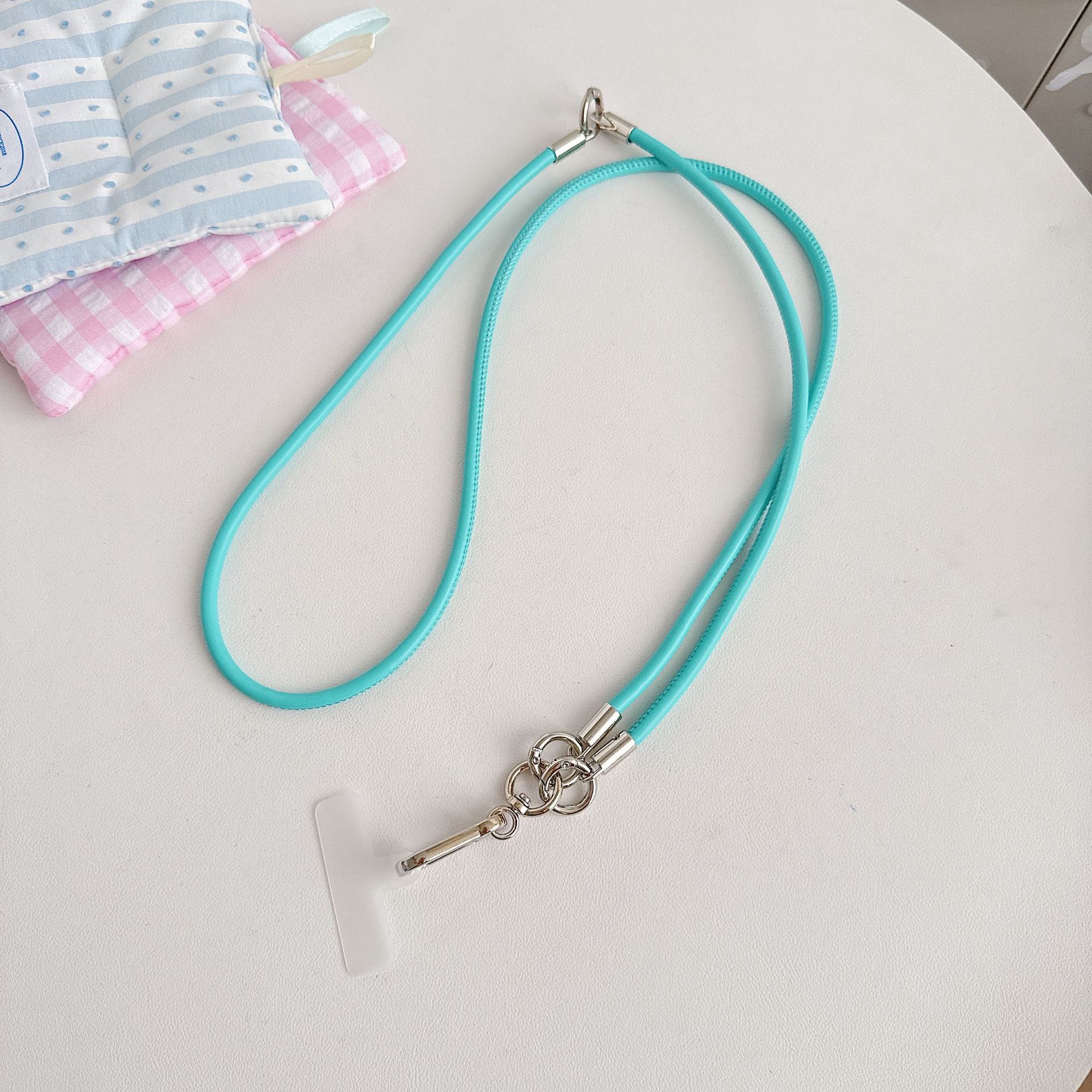 Cordón de teléfono móvil de alta gama hecho a mano boutique Cordón de cuero ins Cadena larga y corta Cordón de teléfono móvil de moda Cordón de mensajero largo y corto