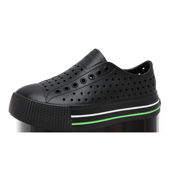 Summer casual Crocs-style slippers platform