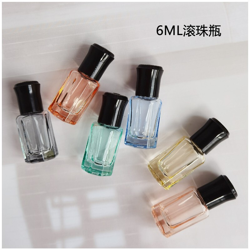 卸売り3ml 6ml 10ml八角ボール瓶のカラーガラス香水瓶の精油瓶のボールを分けて瓶を詰めます。|undefined