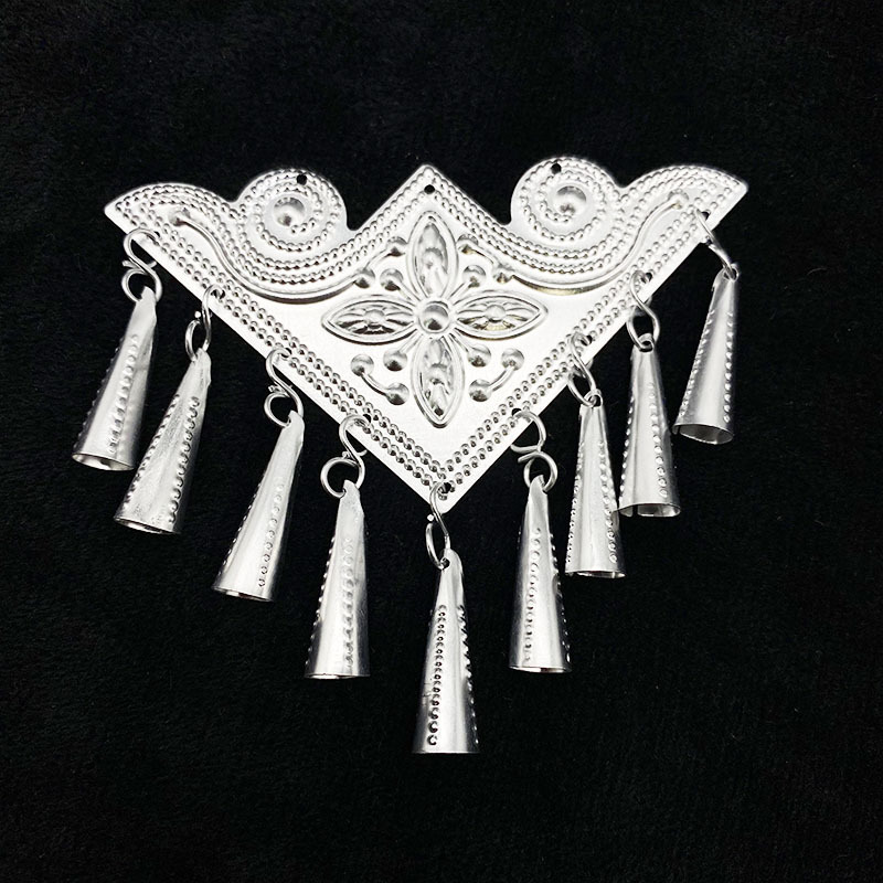 Ethnic minority Miao accessories clothing accessories wholesale aluminum triangle tassel clothing accessories factory direct supply