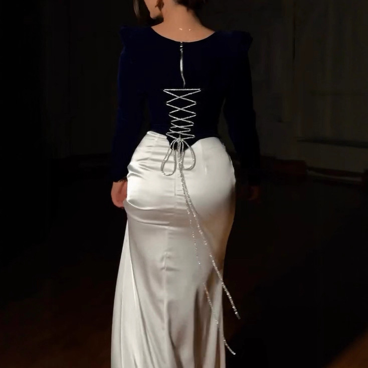 2025 新しいヨーロッパとアメリカのアマゾンクロスボーダー対外貿易婦人服エレガントで軽い高級長袖シルバーレーススカートスーツ|undefined