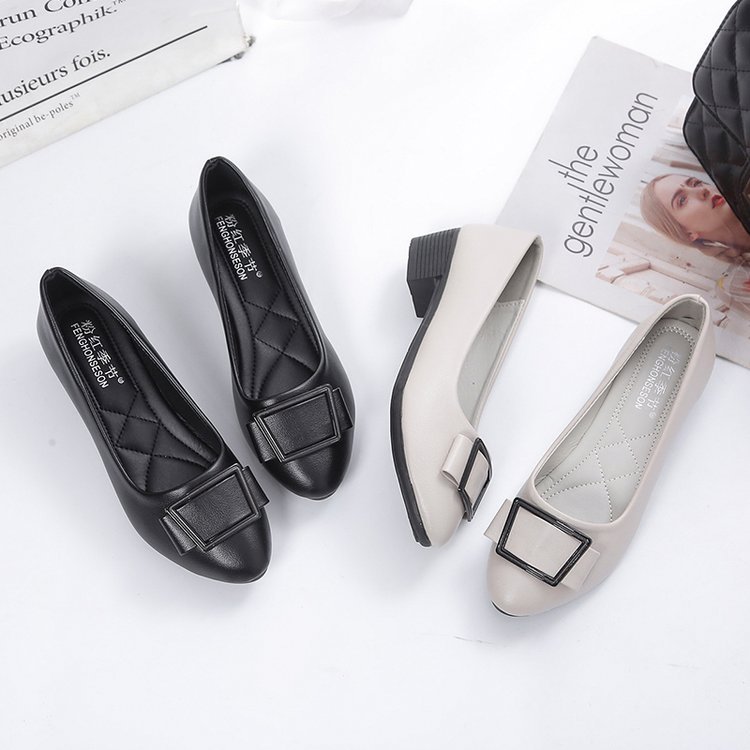 Women's Basic Solid Color Point Toe Flats display picture 8