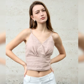 女式T恤;女式衬衫;休闲裤