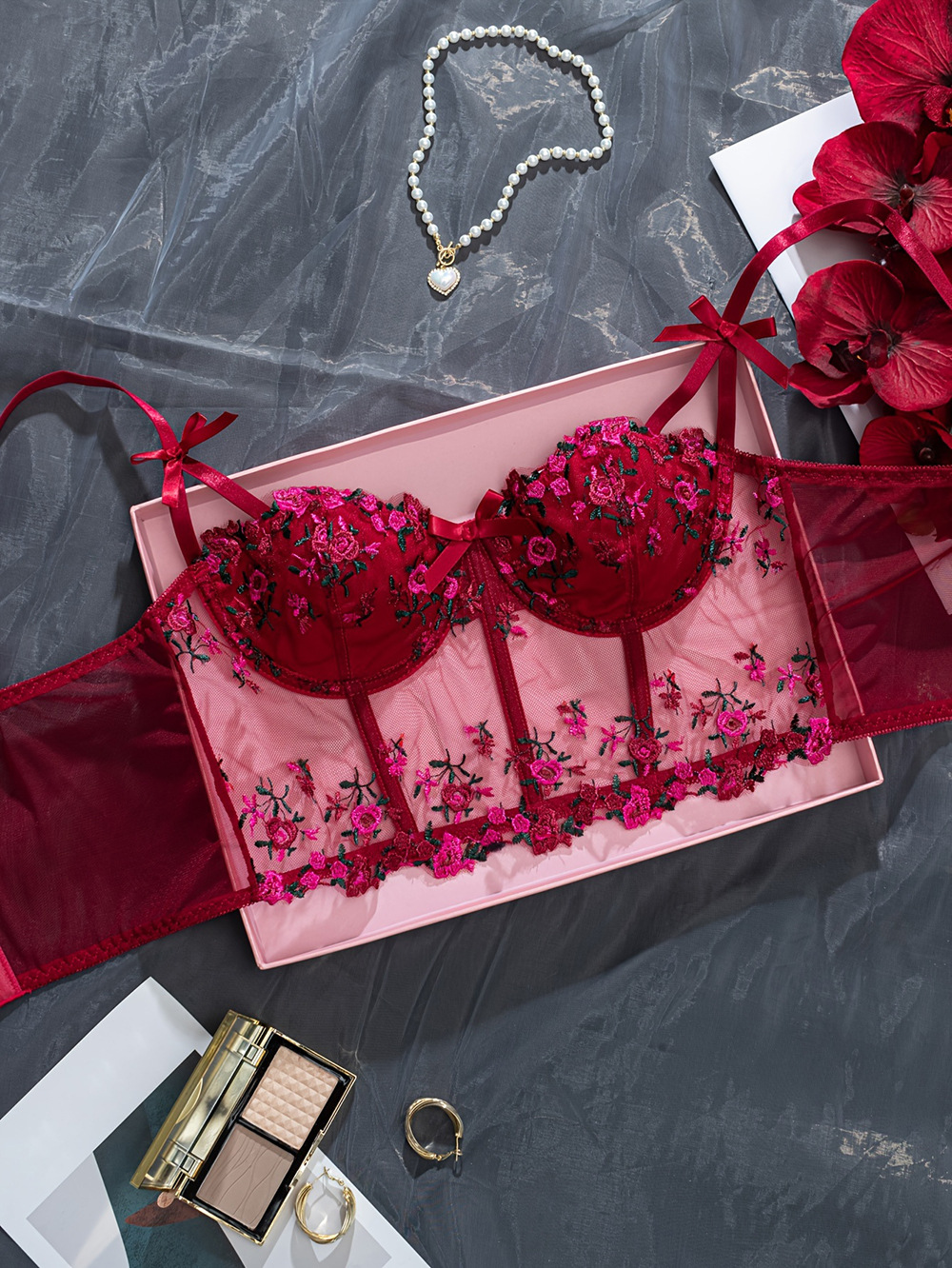 Women's Floral Embroidered Bra With Bow And Adjustable Straps_voghion.com