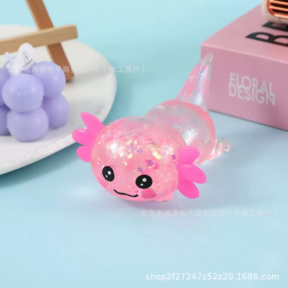 Lying down salamander [colorful powder]