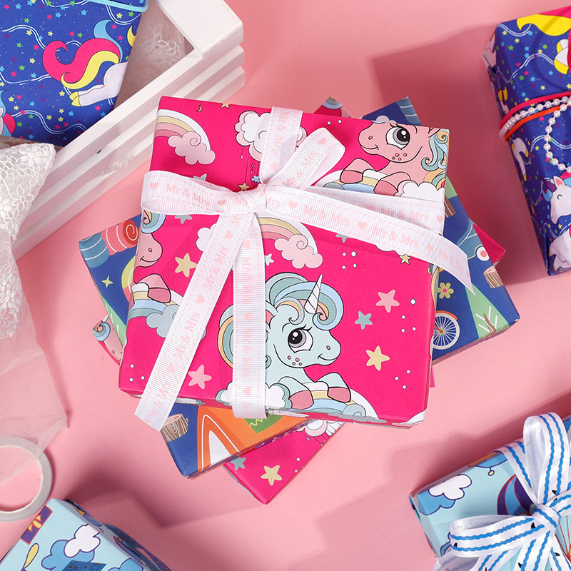 Papel de embalaje de dibujos animados Unicornio serie de papel de embalaje de regalos de cumpleaños para niños paquete de papel de embalaje ecológico