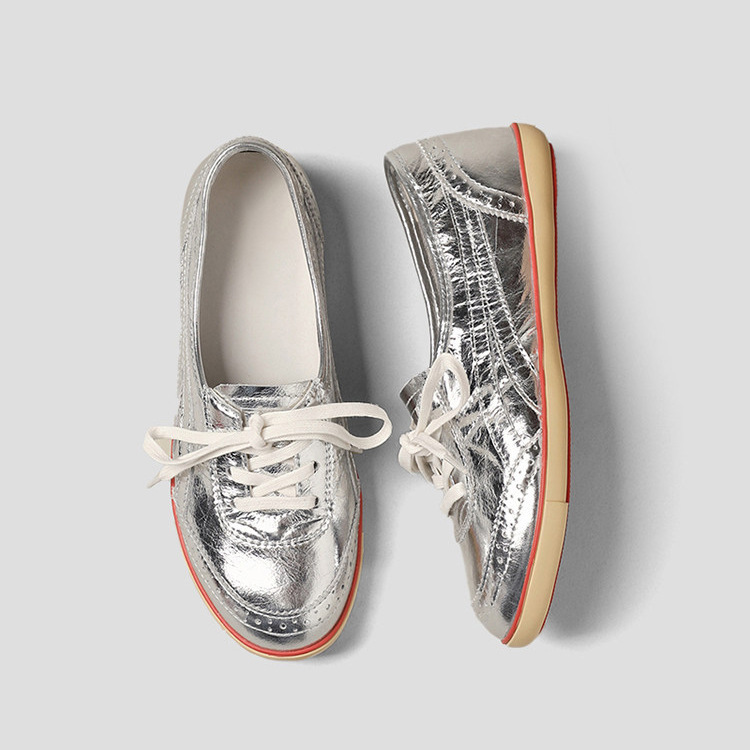 Super Stylish~ Low-Cut Soft-Soled White Sneakers for Women, 2026 Summer New Model, Round-Toe Lace-Up Casual Sports German Training Shoes