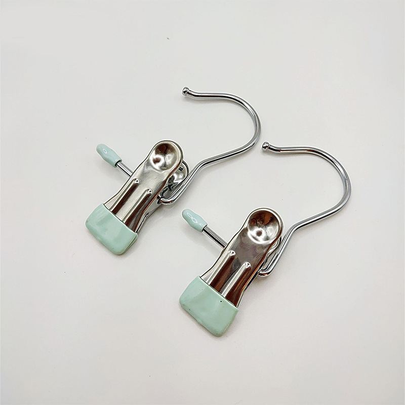 얕은 잔디 녹색