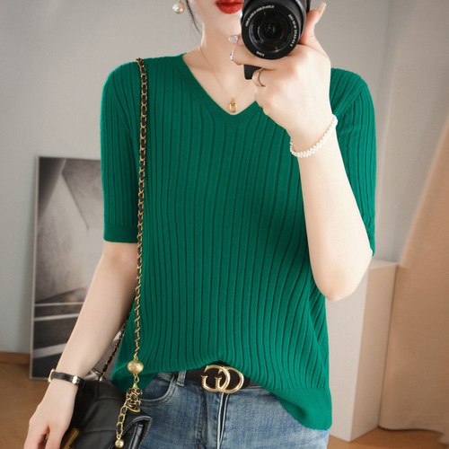New year's new versatile short-sleeved T-shirt slim striped women's sweater slimming bottoming wear inside and outside