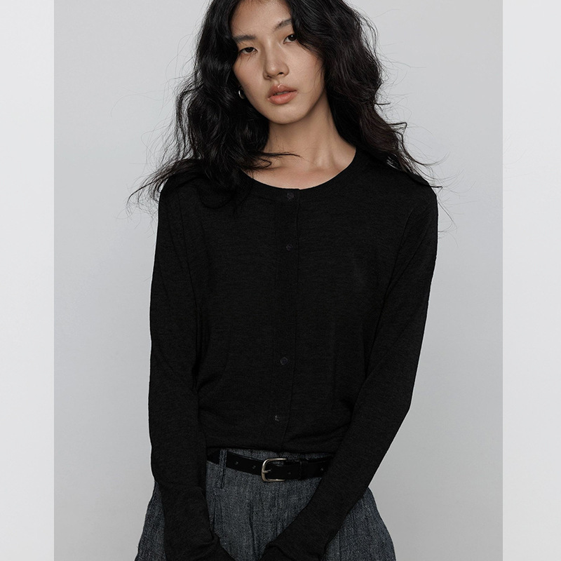 老钱风灰色圆领长袖针织开衫女春秋慵懒宽松显瘦毛衣复古打底上衣|undefined