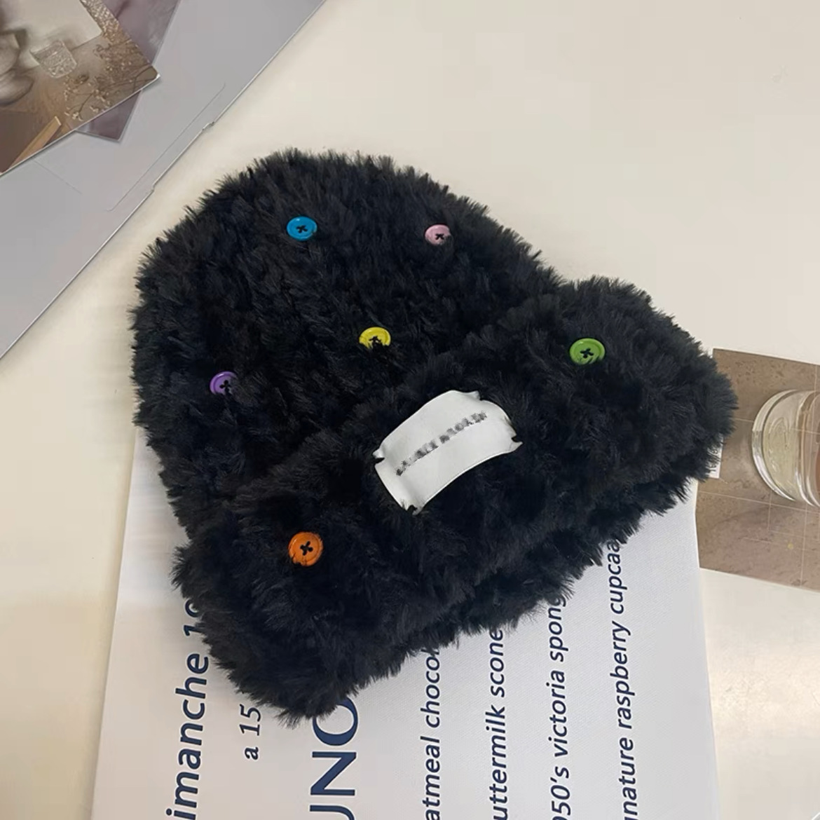 帽子女性の冬のかわいいクマの耳ぬいぐるみ帽子暖かい耳保護帽子プラスベルベット防風ウールボール帽子冬の新スタイル