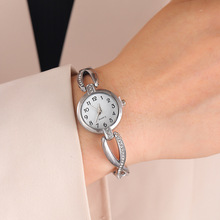 时尚复古手表 ins小众镶钻合金手链表女士新款手表 现货供应