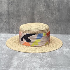 ボヘミアン風プリントリボンラフィーフラット帽子女性夏の大きなつばに顔を見せます。