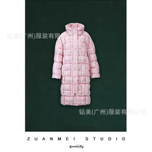 【拿样联系客服改价3折】设计感 气质高级时尚羽绒服镶钻粉色