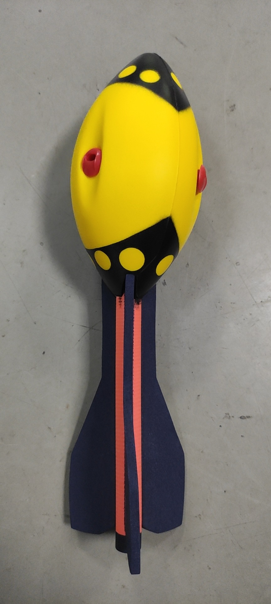 Bola de vuelo PU espuma silbato Bola de dardos Bola de cohete silbato Bola de lanzamiento silbato Bola de presión fábrica directa del pelo