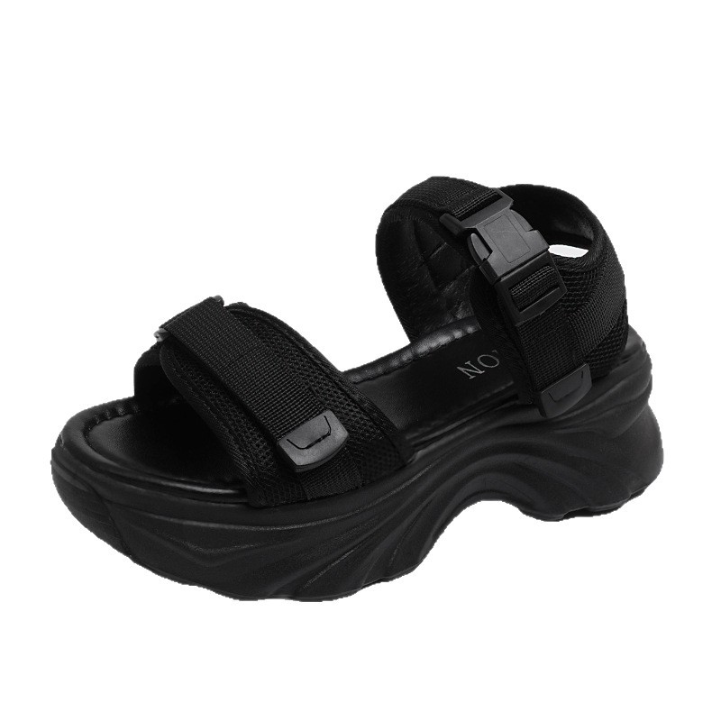Sandalias en línea para mujeres en el verano de 2026 nuevas sandalias deportivas de muffin antideslizantes de fondo suave