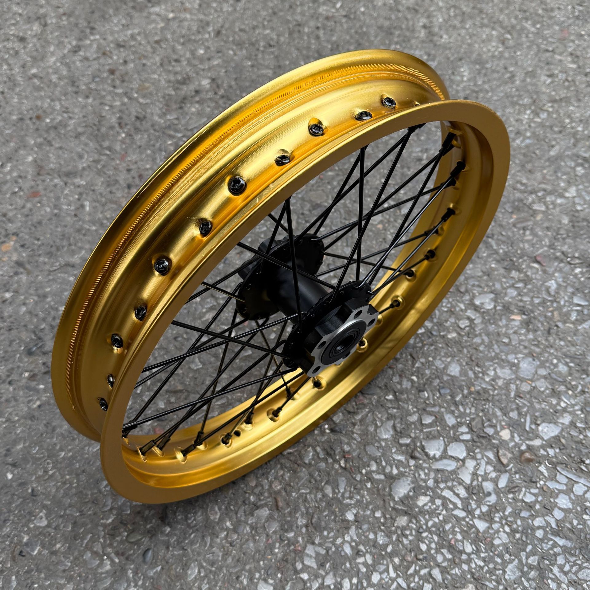 Suitable for the modified QiuLong Light Bee X with 2.15-16 aluminum alloy rims, 79bike small wheel rear hub assembly