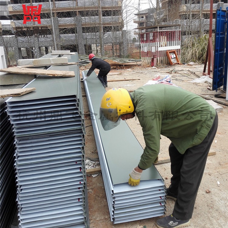 河北0.8厚深灰色铝镁锰屋面板400型430型330型