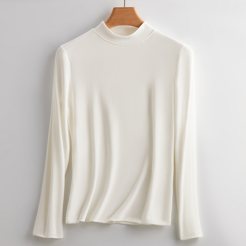 2024 Camisa de fondo de manga larga con hilo de cuello redondo de otoño e invierno simple con un top cálido de mujer delgado de gran tamaño