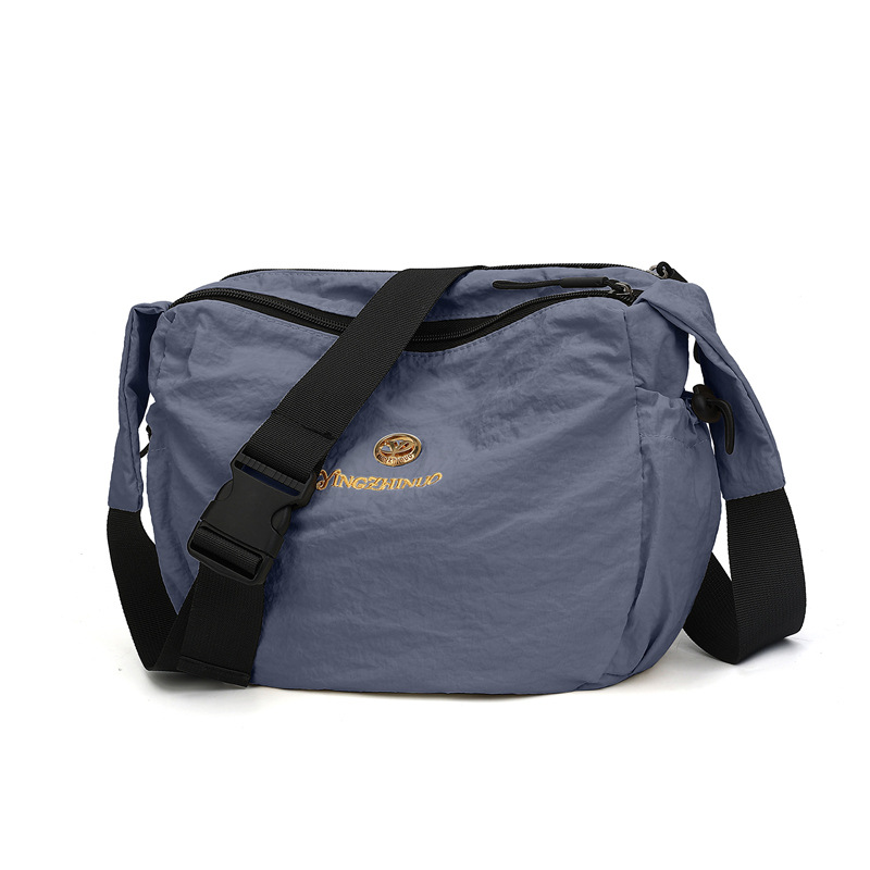 Coreano de color sólido nuevo mochila de cuatro estaciones general ocio versátil bolso de viaje de gran capacidad de viaje de trabajo bolso de hombro