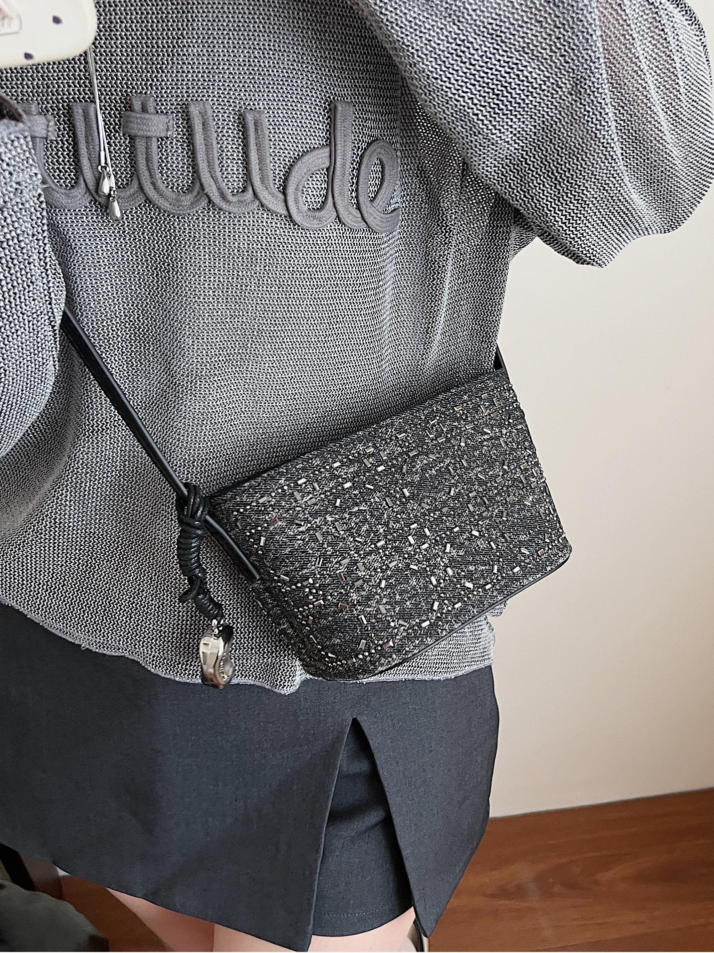 Bolsos pequeños de mezclilla populares de verano para mujer 2025 nuevo estilo estilo occidental todo fósforo moda pequeña bolsa cuadrada textura de moda bolsa de cubo