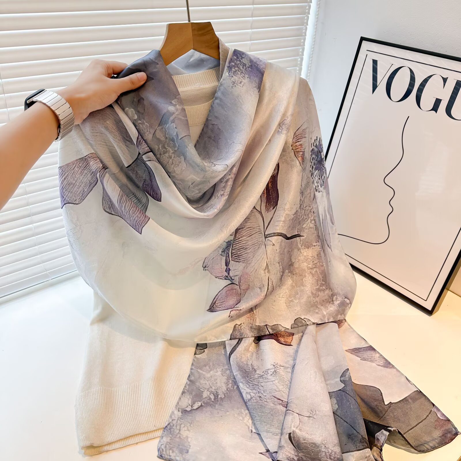 Women's High-End Pure Silk Scarf Mulberry Silk Printed Shawl Sun Protection Silk Beach Wrap Gift - Thumbnail 7