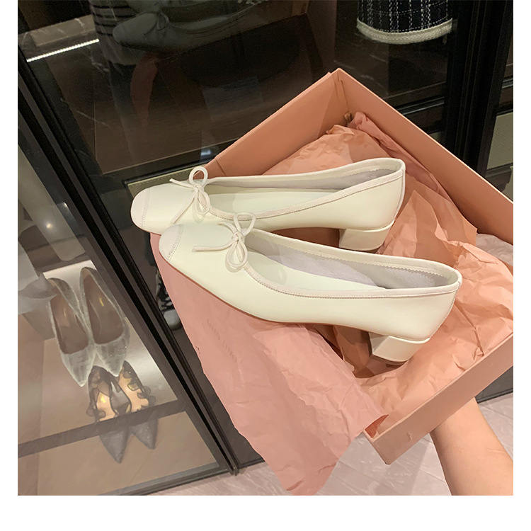 Versión de piel de oveja ~ cuero superficial arco mostrando pies pequeños zapatos de ballet de suela plana de cuero zapatos de marioneta de mujer