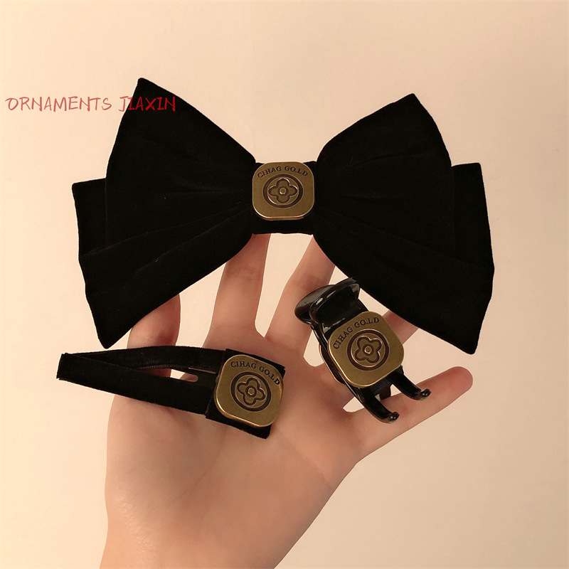 French Retro Velvet Bow Flower Hairpin Women's Autumn And Winter Back Head Spring Clip Hairpin Temperament Clip Headwear