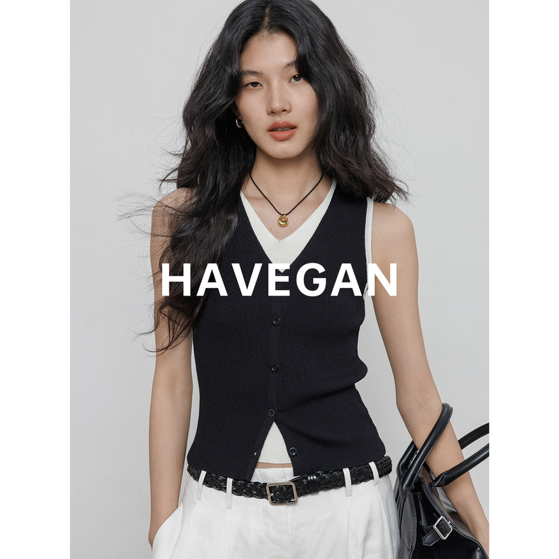 Knitted Fake Two-piece Vest Women's Summer 2025 New Slim-fit Sleeveless Thin Elegant Korean-style V-neck Commuter Top