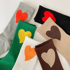 Women's Ins Trendy Matchy-Matchy Mid-Calf Socks with Heart Design, Long Women's Socks for Autumn/Winter, Korean Version, Polyester Cotton, Fashionable and Popular Women's Socks