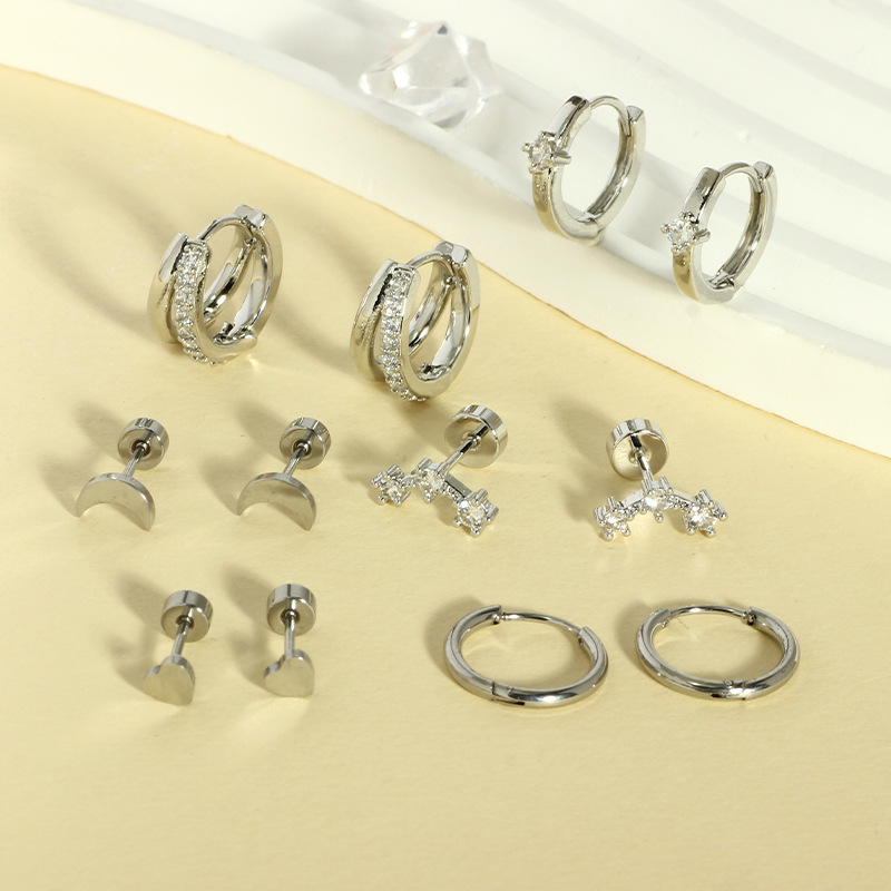 Pointed titanium steel lip stud product view