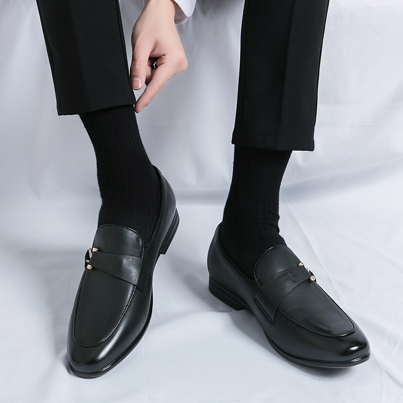 2024 verano hombre casual moda Lefour zapatos británicos de punta de viento zapatos de cuero pequeños zapatos de un pie de la juventud zapatos de hombre image 5