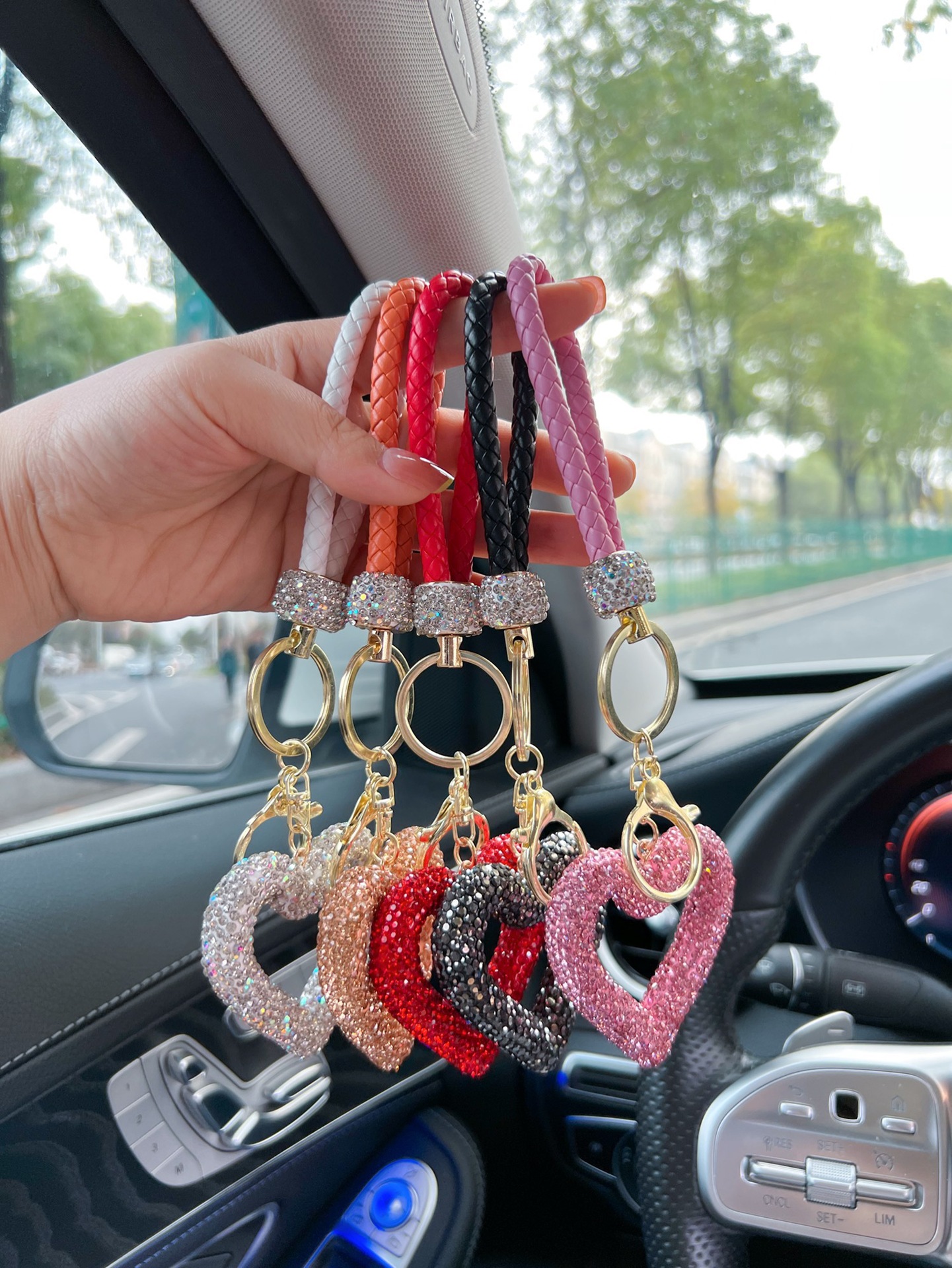 Style Coréen Forme De Cœur Faux Cuir Argile Femmes Pendentif De Sac Porte-clés display picture 4