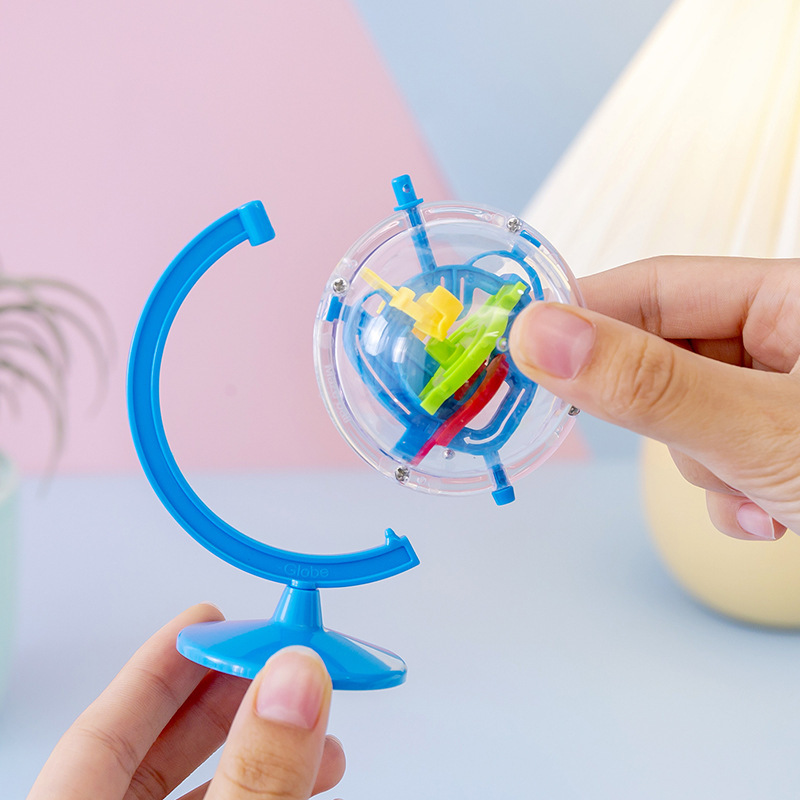 Bola de laberinto de la Tierra de tamaño pequeño Juego de entrada para niños de laberinto de bola de equilibrio tridimensional 3D de inteligencia de 50 pases