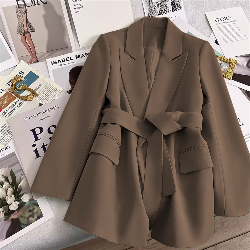2026 Spring and Autumn New Korean Style Women's Blazer in Coffee Color with Belt, Slim Fit, Elegant and Fashionable Small Suit Jacket