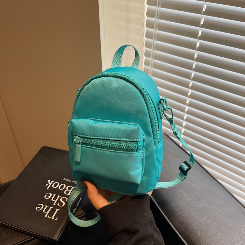 Small design fashionable one-shoulder bag