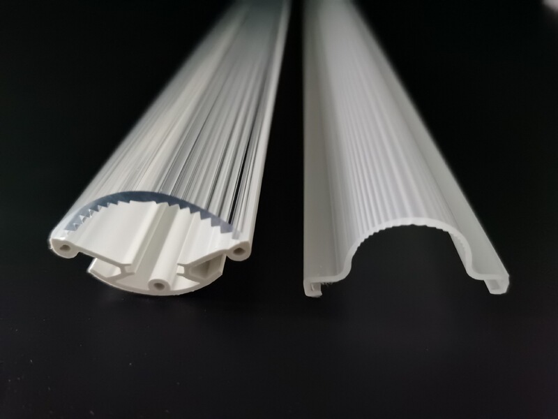 Zhejiang Manufacturers Custom Extruded Lens Pc Lampshade Acrylic Lampshade Changjiang Delta Manufacturers Two-Color Extrusion Parts