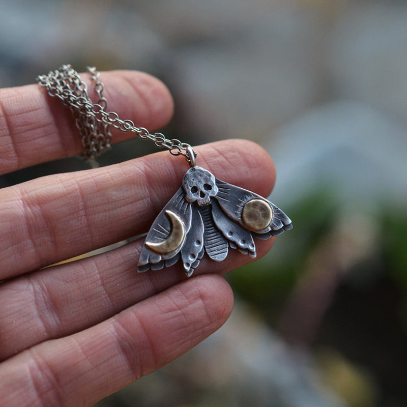 Chencui Creative Skull Head Moth Insect Sun Moon Pendant Necklace Personalized Women's Jewelry_voghion.com