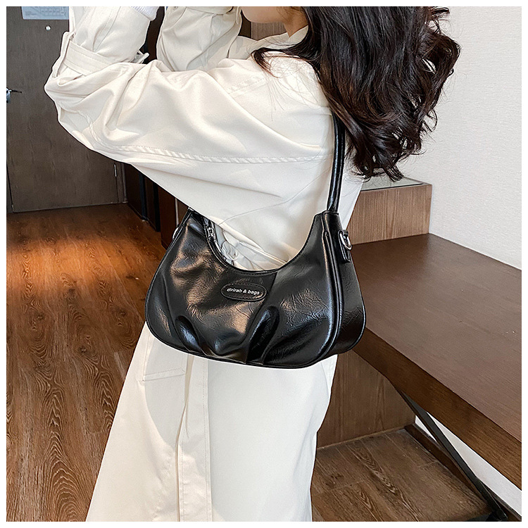 Bolsa de ombro e transversal plissada para mulher versátil_voghion.com