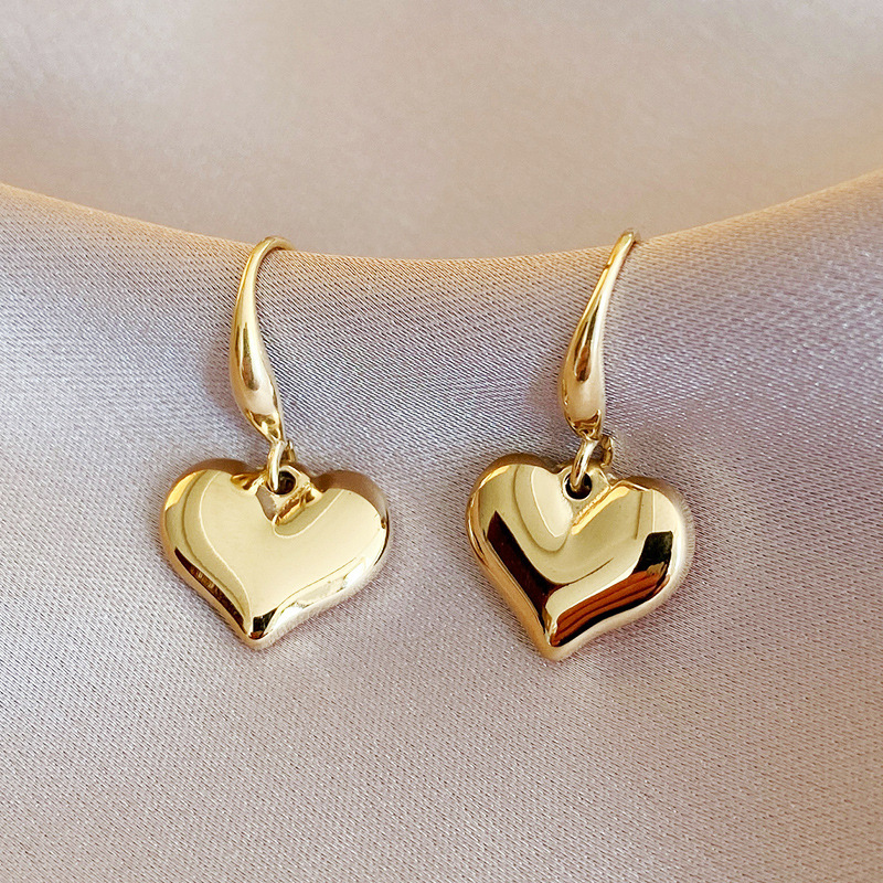 Fashion Heart 304 Stainless Steel No Inlaid 18K Gold Plated Earrings display picture 1