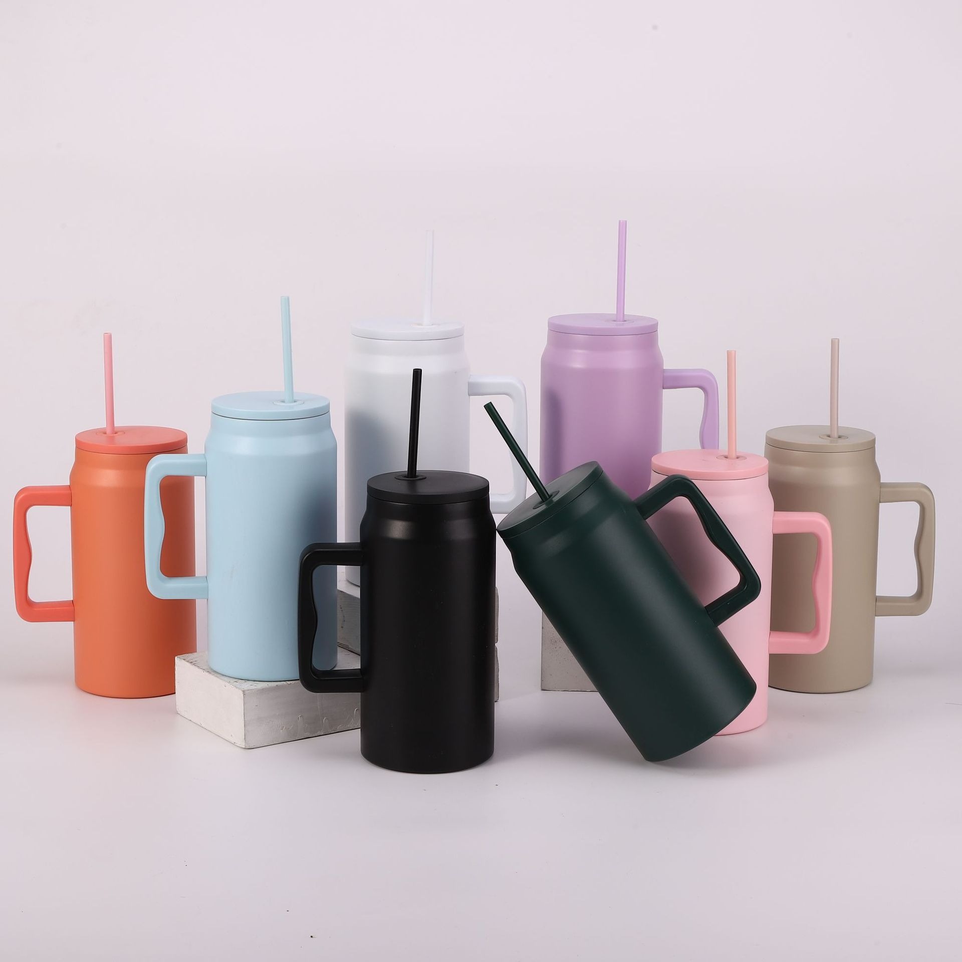 Transfronterizo simple 304 taza de aislamiento de acero inoxidable 50oz taza de hielo de gran capacidad taza de agua de paja portátil al aire libre
